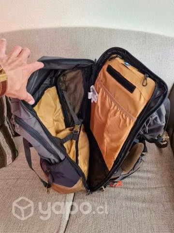 Mochila NUEVA 50 LT Travel 500