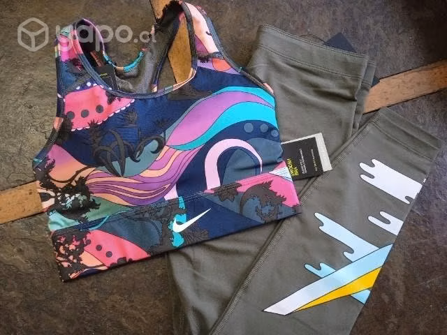 Top y calzas Nike - Imagen 2