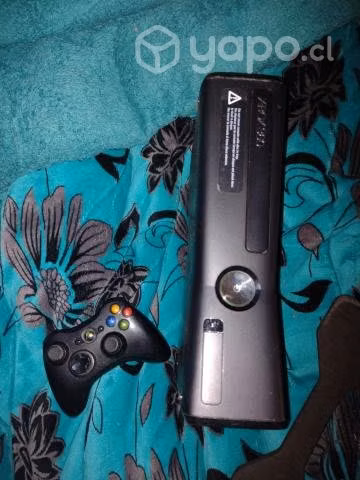 Smart TV ONN 43 pulgadas + Xbox 360