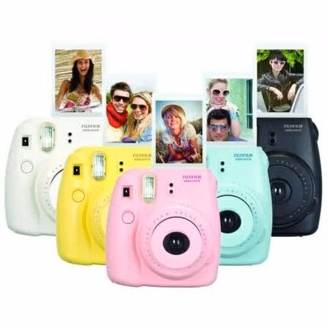 Cámara instantánea Instax 8 mini.