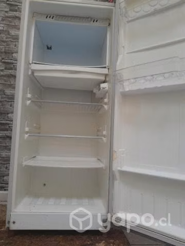 Refrigerador Mademsa en buen estado