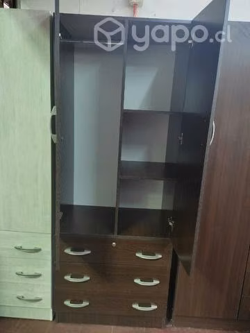 Closet con repisa