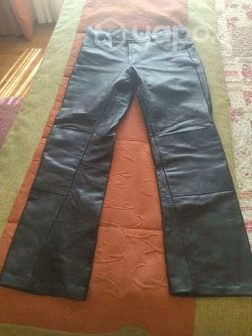 Pantalón de cuero