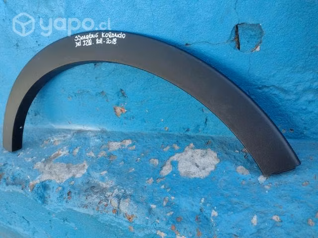 Moldura del izq ssangyong Korando 2011-2018