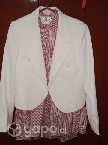 Chaqueta y camisa de huaso