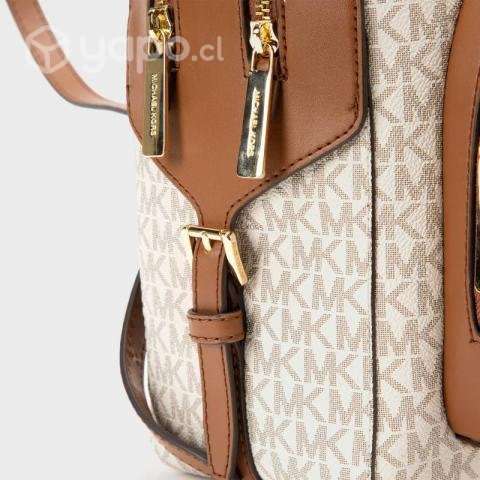 Mochila michael Kors vainilla - Imagen 5