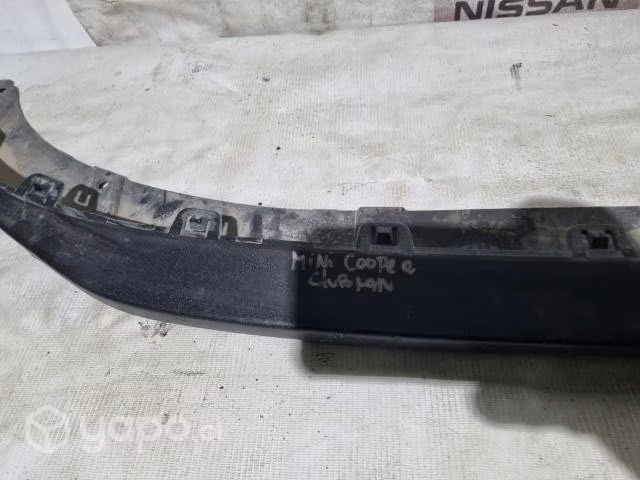 Spoiler parachoque delantero mini cooper clubman