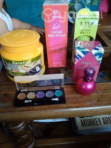 caja de maquillaje aprox. 50 cosas
