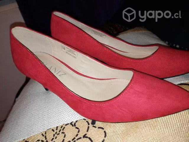 Stilettos rojos