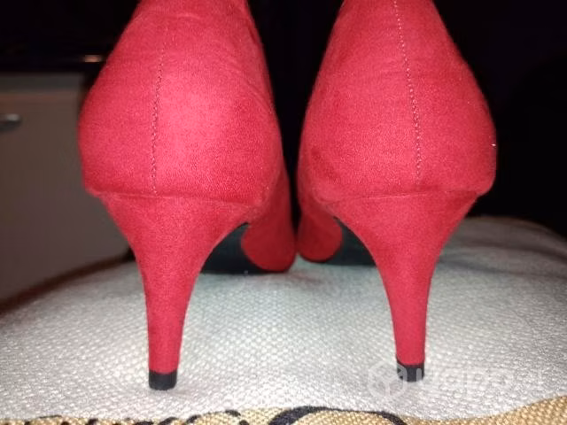 Stilettos rojos