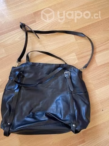 Cartera Zara