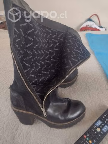 Bota larga cuero y gamuza