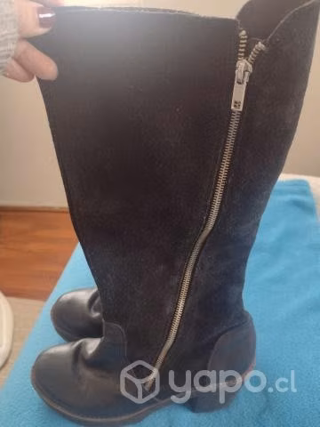 Bota larga cuero y gamuza