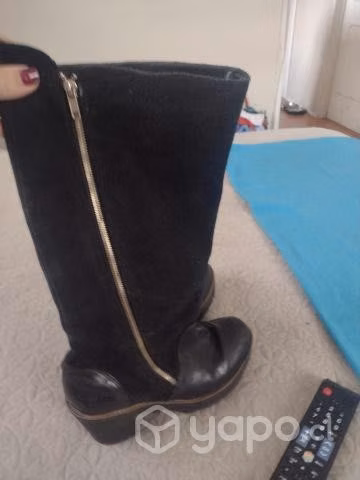 Bota larga cuero y gamuza