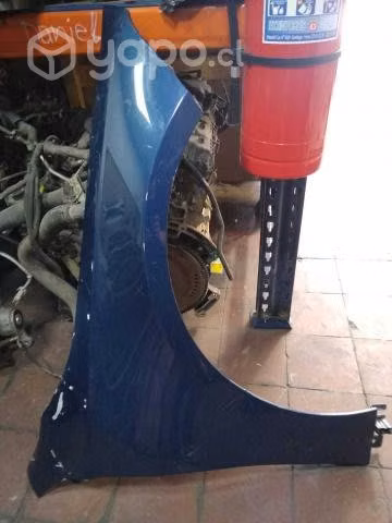 Tapabarro izquierdo mercedes a200