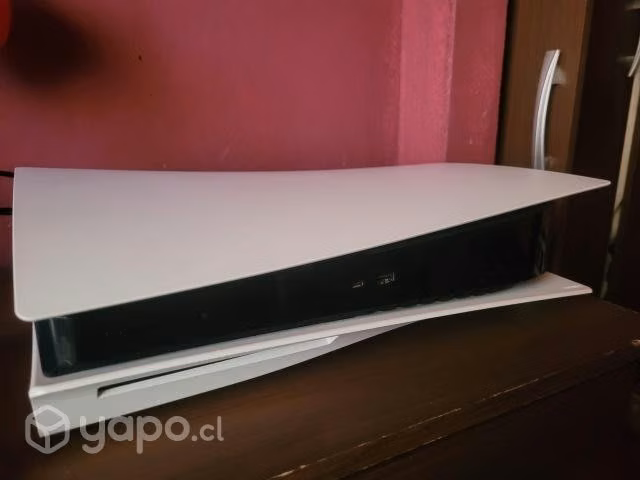 PlayStation 5 con 5 juegos