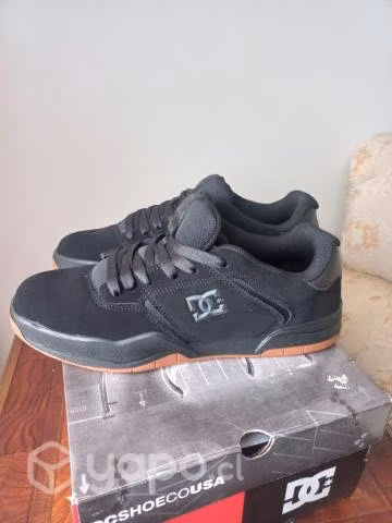 Zapatillas Nuevas DC 43