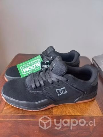 Zapatillas Nuevas DC 43
