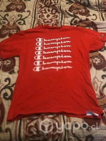 Polera Champion Nueva sin uso