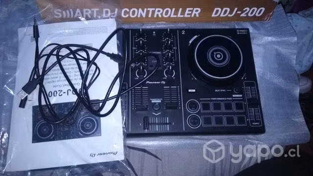 Controlador DDJ-2000