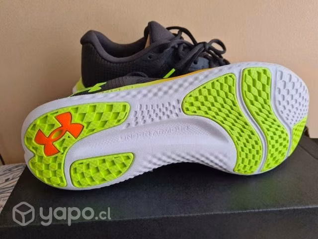Zapatillas UNDER ARMOUR nuevas - Imagen 2