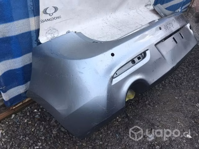 Parachoque Trasero Mazda 3 Sport (17-14)