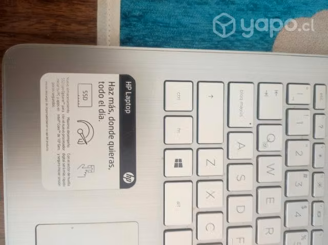 notebook semi nuevo
