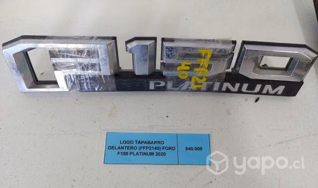 Logo Tapabarro Delantero Ford F150 Platinum