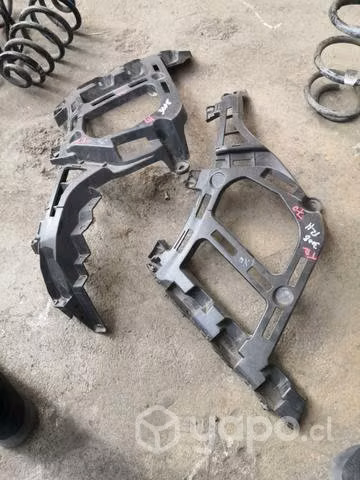 Mensula o guia trasero Peugeot 3008 2016