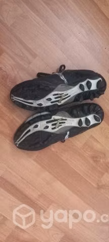 Zapatos de futbol Puma