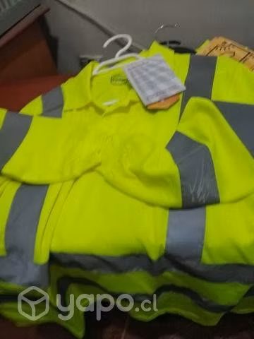Poleras de trabajo flurecente.