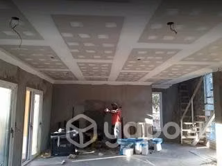Maestro IQQ, Hospicio e interior