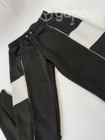 Pantalon marca revup