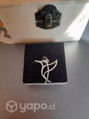 Collar de plata, diseño Colibrí