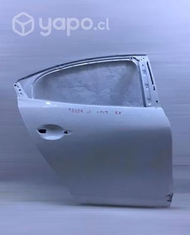 Puerta Trasera RH Mazda 3 2019