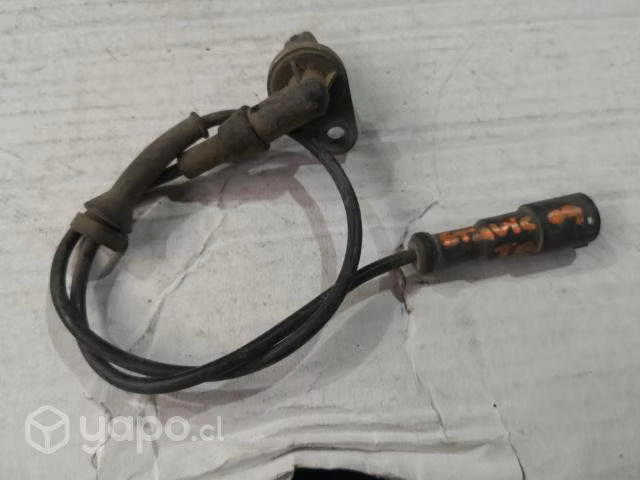 Sensor abs trasero derecho Ssangyong stavic 09
