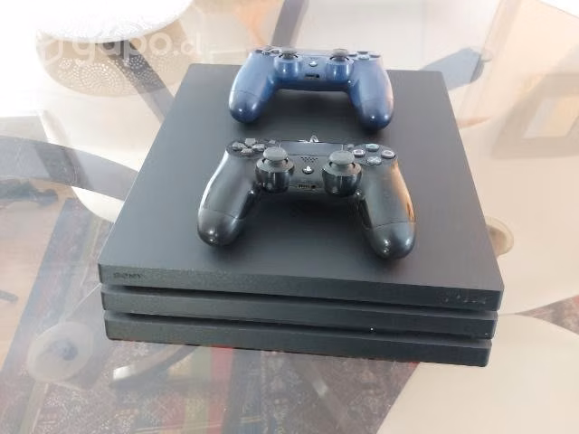 Ps4 pro +2 juegos en buen estado