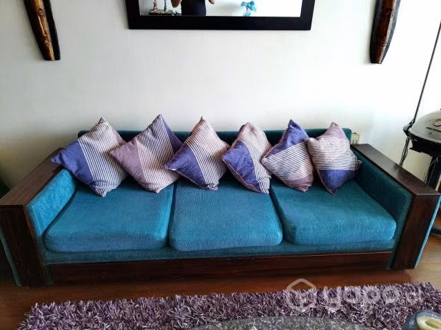 Sofa tres cuerpos