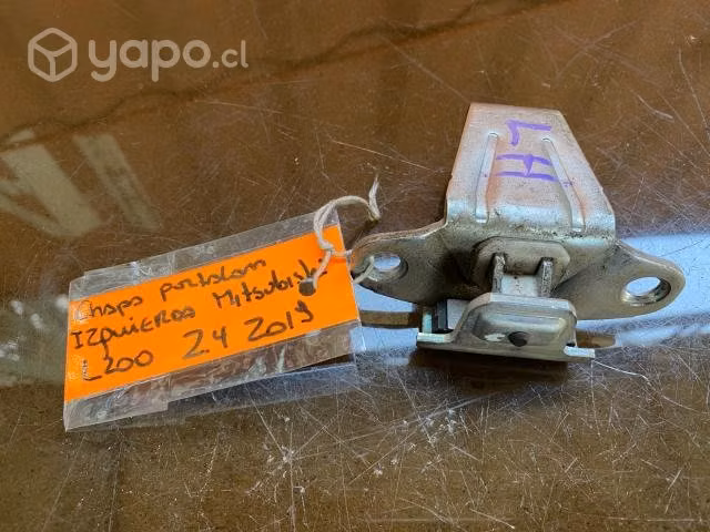 Chapa portalon izquierda Mitsubishi L