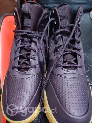 Nike ebernon mid