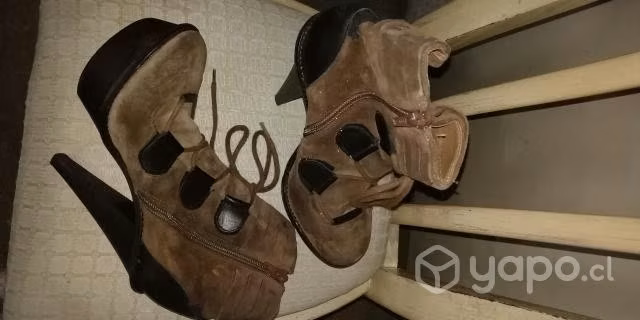 Botas buen estado usadas españolas y brasileras