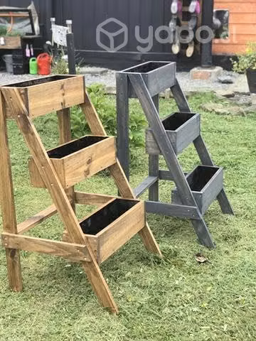Jardineras tipo escalera
