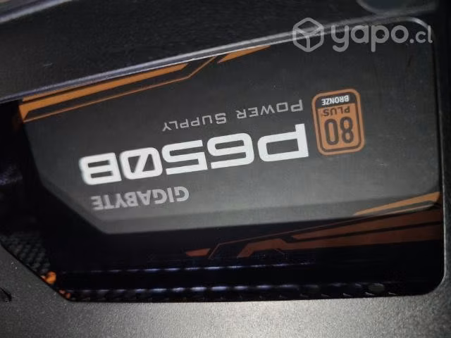 Gabinete ATX rgb con fuente de poder de 650 watt
