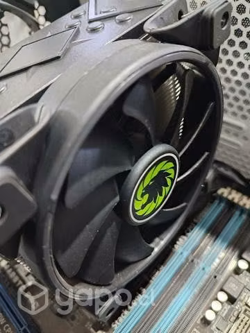 Gabinete ATX rgb con fuente de poder de 650 watt