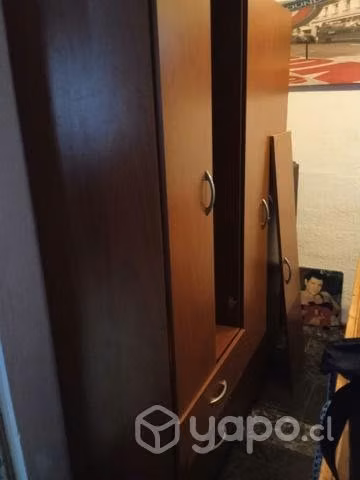 Closet dos puertas