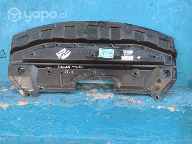 Cubre motor Nissan Sentra 2007-2012