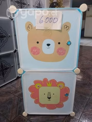 Gabinetes plásticos