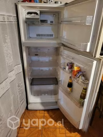 Refrigerador.fensa non frost falta cargar gas
