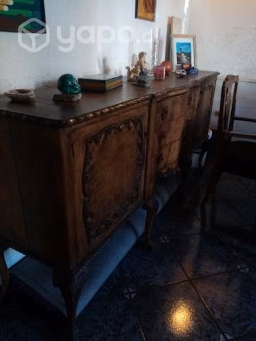 Juego de comedor y mueble antiguo