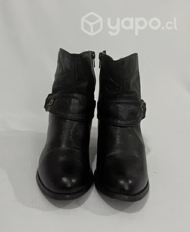 Botín 100% Sintético Marca Barbados N*36 Negro